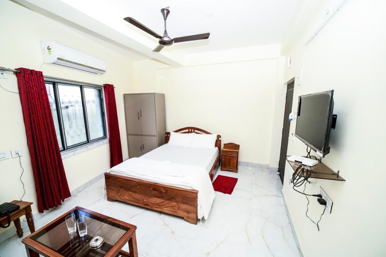 Rishika Guest House And Banquet Kolkata Exterior photo